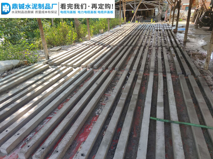 肇庆大旺百果园葡萄架水泥柱子工程案例图片-1