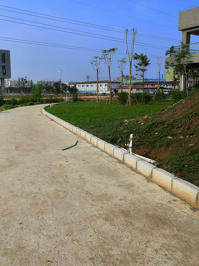 广州路侧石道路施工项目图片